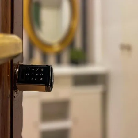 The Rent - Spacious Three-bedroom Near The Colosseum Lejlighed *