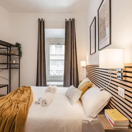 Lejlighed The Rent - Spacious Three-bedroom Near The Colosseum Rom