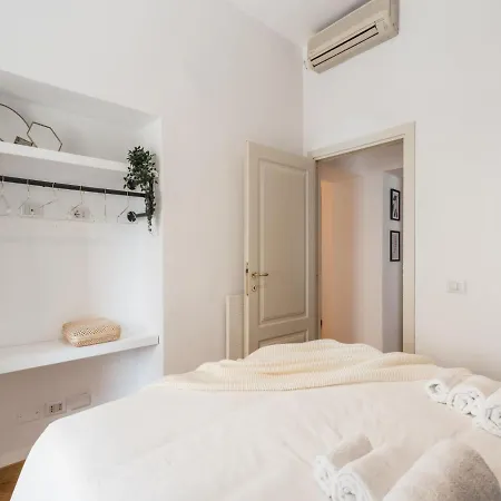 Lejlighed The Rent - Spacious Three-bedroom Near The Colosseum Rom